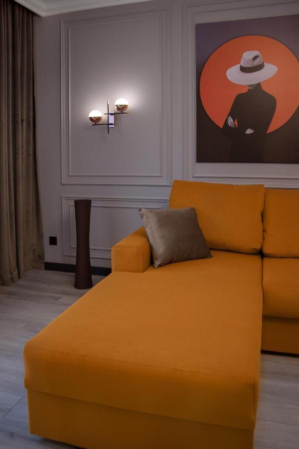 Royal 2 Apartments On Shevchenka 38 Str Lviv Kültér fotó
